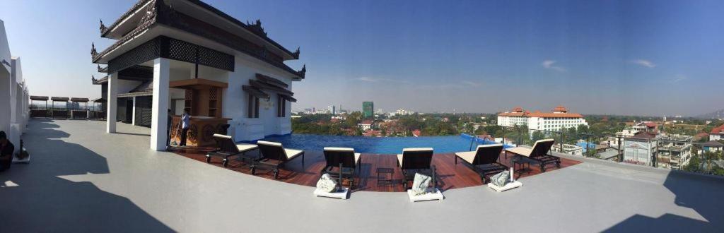 โรงแรมยาดานาร์พอน ไดนาสตี มัณฑะเลย์ ภายนอก รูปภาพ