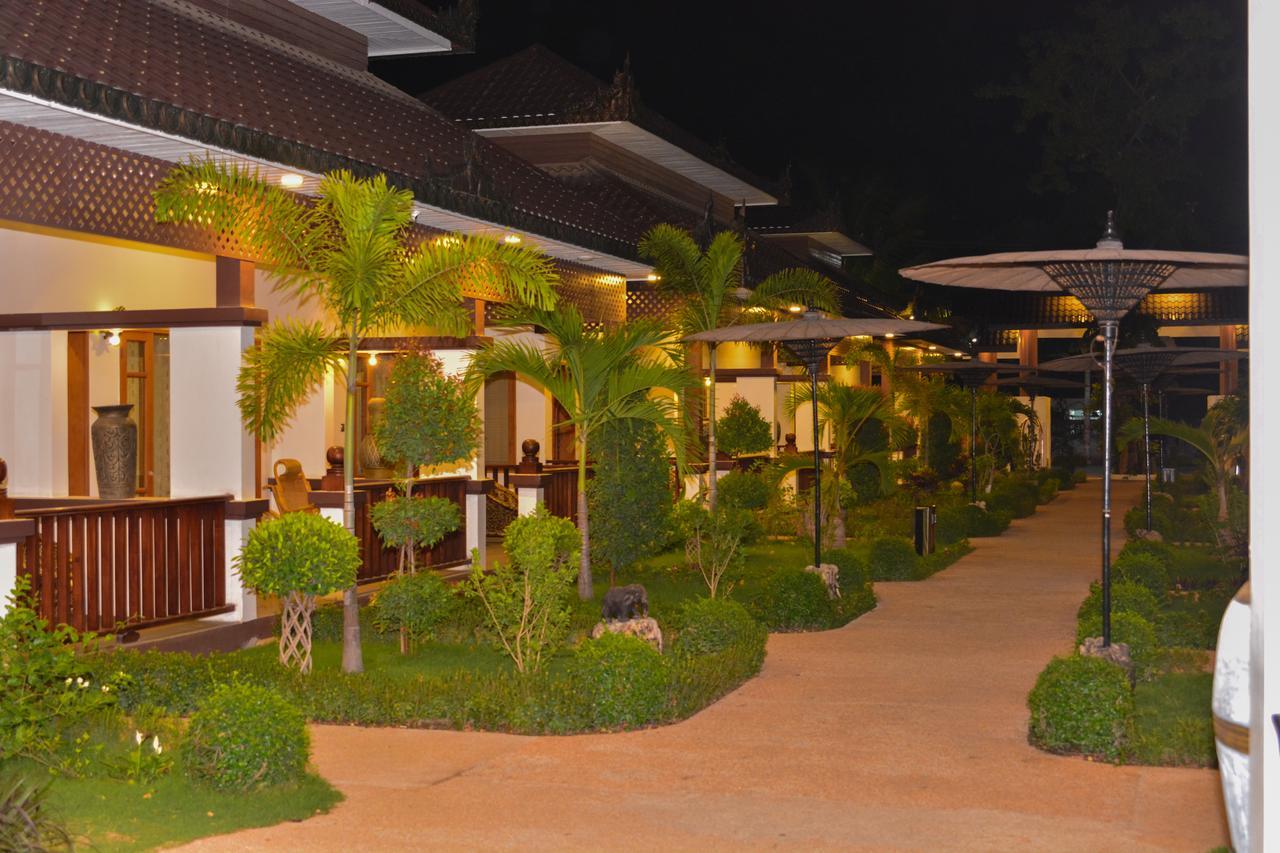 โรงแรมยาดานาร์พอน ไดนาสตี มัณฑะเลย์ ภายนอก รูปภาพ