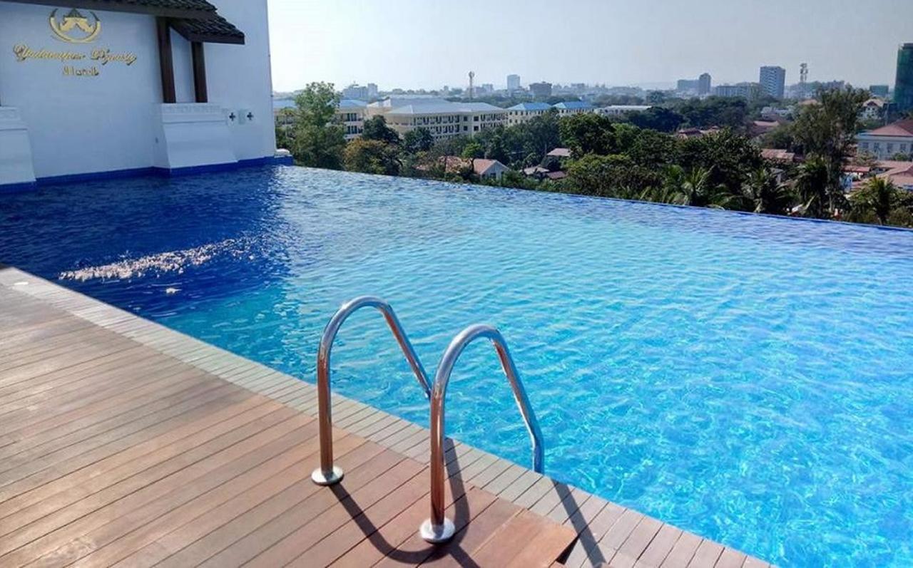 โรงแรมยาดานาร์พอน ไดนาสตี มัณฑะเลย์ ภายนอก รูปภาพ